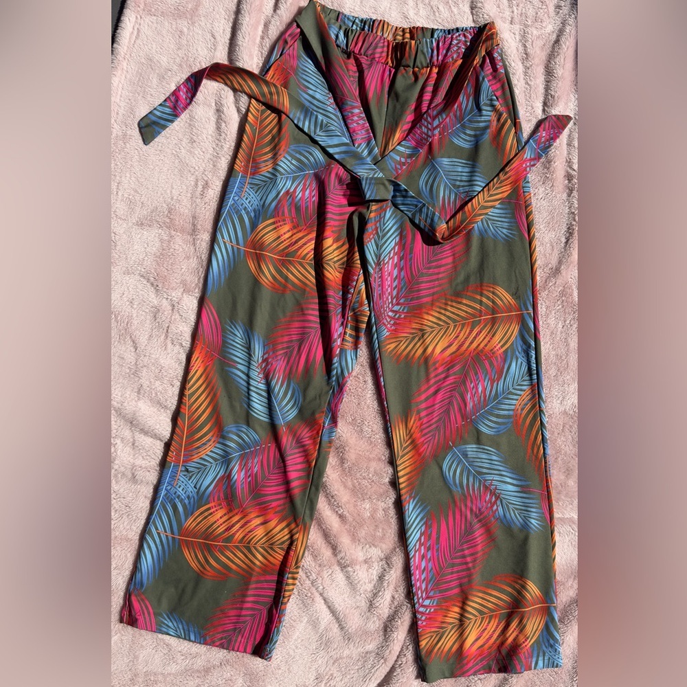 Tropical Leaf Print Wide-Leg Pants | Vacation Beach Lounge - Picture 3 of 7